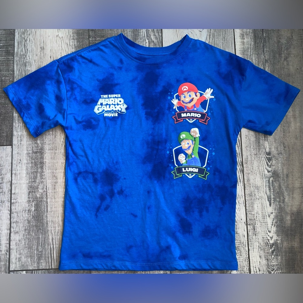 NWOT Nintendo The Super Mario Galaxy Movie Mario & Luigi Graphic Tee Small 7/8